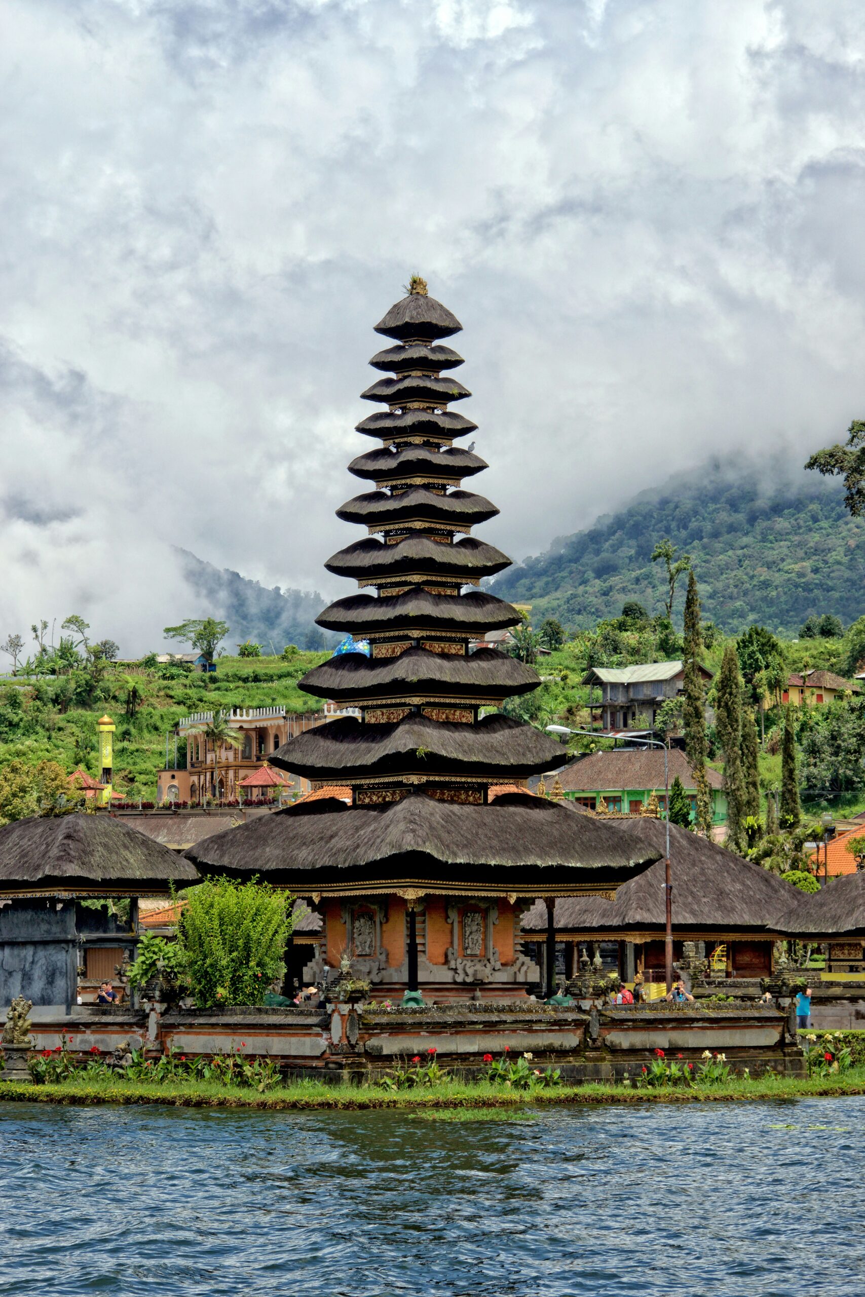Indonesia travel budget vacation